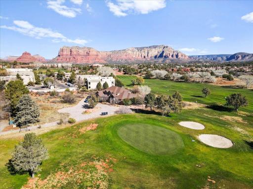 Red Rock Retreat - Housity