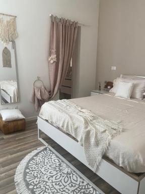 MAISON REBECCA - Housity