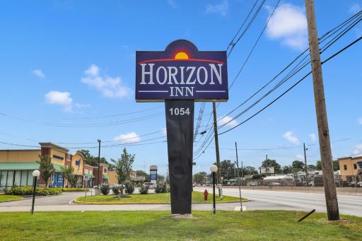 Horizon Inn - Housity