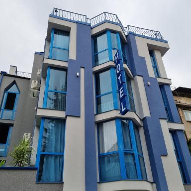 Хотел Европа - Housity