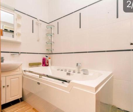 Zygi Beachfront Villa - Housity