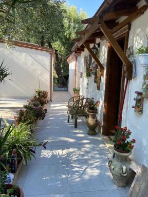 Comfortable Bungalow at Marina di Camerota - Housity