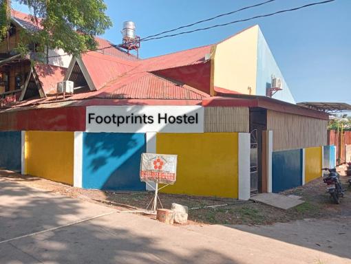 Footprints Hostel - Housity