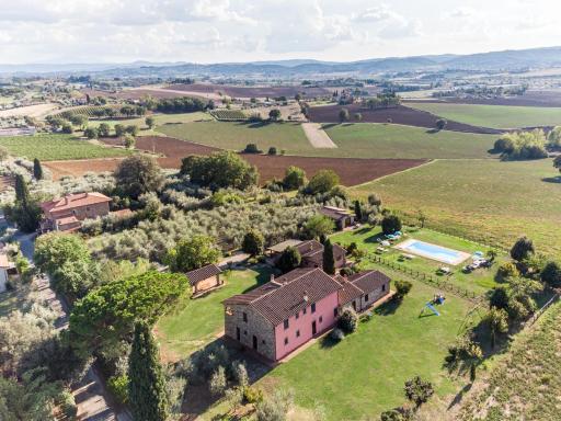 Il Querciolo - Azienda biologica, Agriturismo e Cantina - Housity