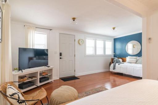 Downtown Studio 2 at Beer Ranch Project Inn - Housity