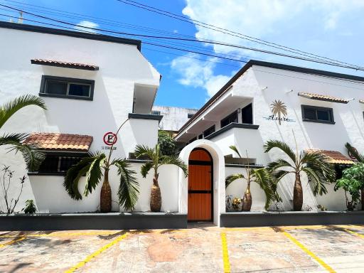 Azure Coliving Suites - Housity