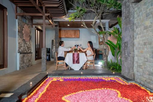 Kusuma Villa Seminyak - Housity