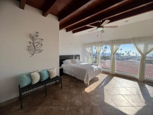 Beachfront Bungalow Rosarito Beach - Housity