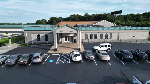 Whalers Inn and Suites - Housity