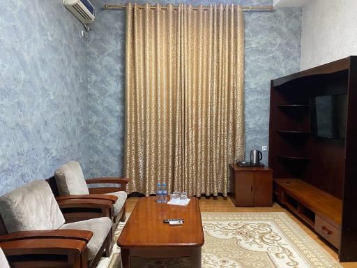 Hotel Plaza ll - Housity