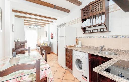 El Escondite de Myriam 2 - Housity