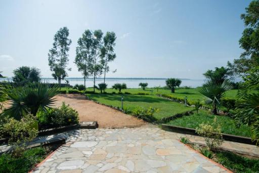 Nile Treatz resort Beach hotel - Housity