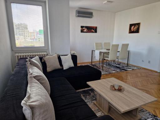 Niko-Max Apartment - Housity