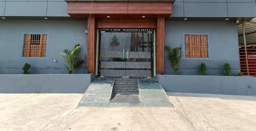 Hotel Narayani - Housity