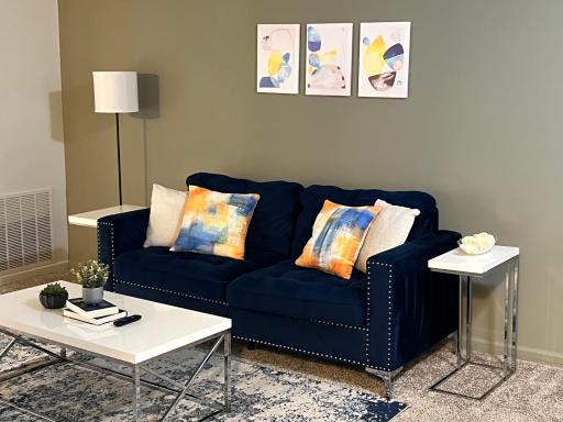 FREE Parking Minutes from Center City - Housity