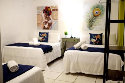 Panama House Bed & Breakfast - Housity