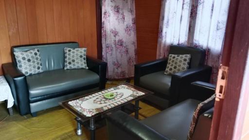 Mawar Homestay - Housity