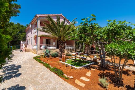Apartmani kod Lovrića - Housity