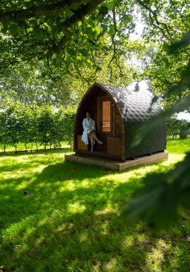 Gileston Manor-Self catering - Housity