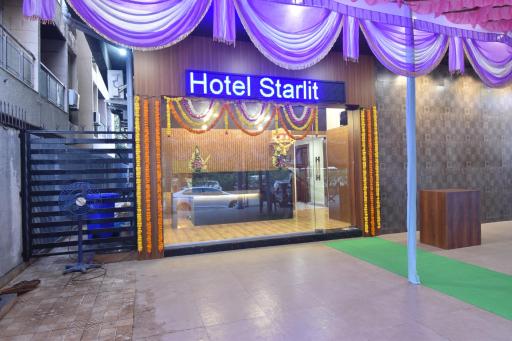 Hotel Starlit - Housity