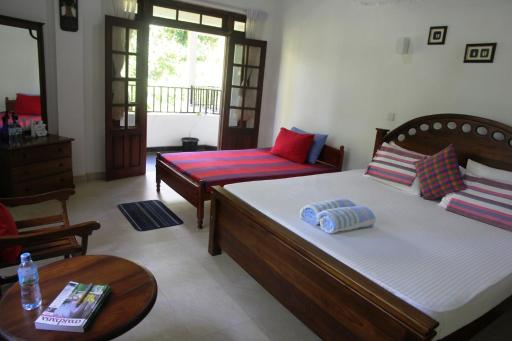 River Side Homestay Apartment - Housity