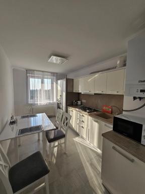 Liutseriia tsentr voli - Housity