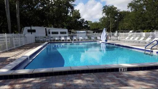 Cozy Tiny Home Near Disney World & Orlando Parks! - Housity