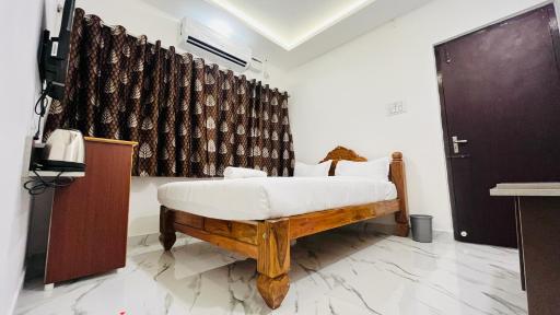 THE HOTEL AT EDEN BEACH - Housity
