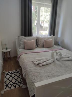 Pavle i Petra II - Housity