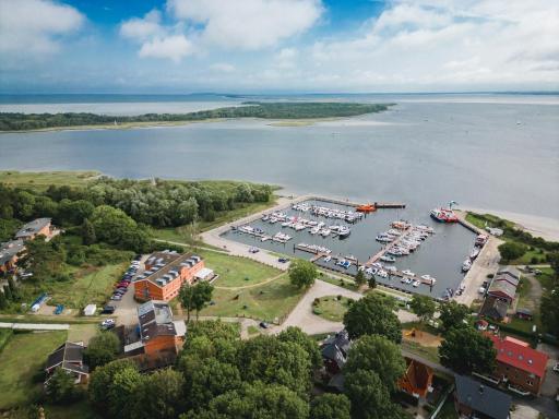 Hotel Seeblick - Housity