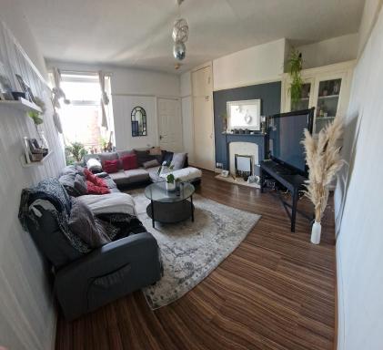 Double room in Heaton - Housity