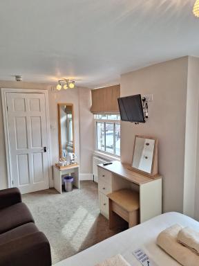 Ferndale Lodge - Housity