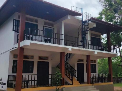 Tangalle Lagoon Kayak Mallika Beach House - Housity