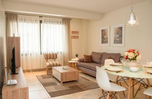 Cálidos departamentos en Ciudad con cochera - Housity