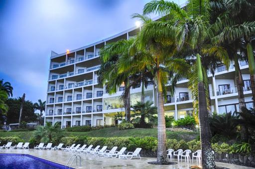 Hotel Makana Resort - Housity