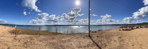 Casa com Piscina em Três Ranchos - Housity
