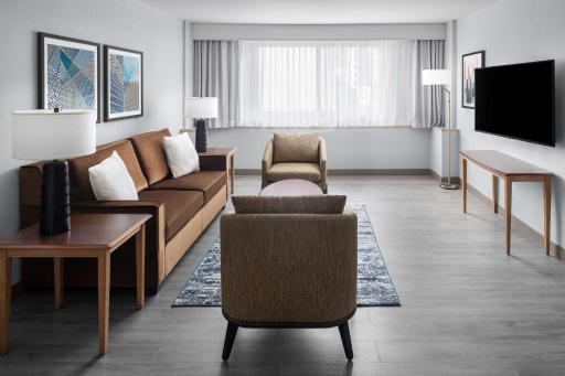The Alloy, a DoubleTree by Hilton - Valley Forge - Housity