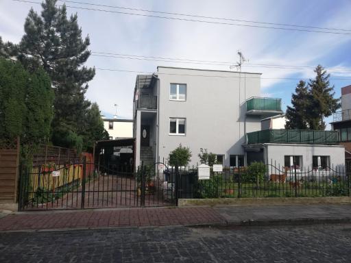 Kwiatowy zakątek. - Housity