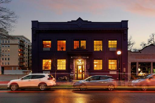 The Acoma House - Housity
