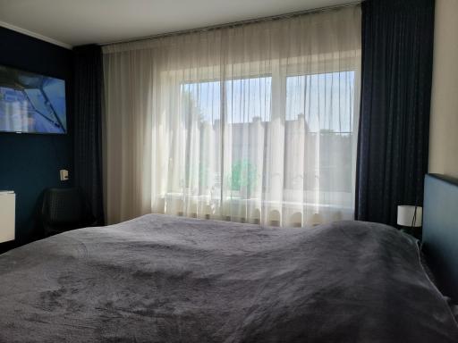 Bed & Budget123 - Housity