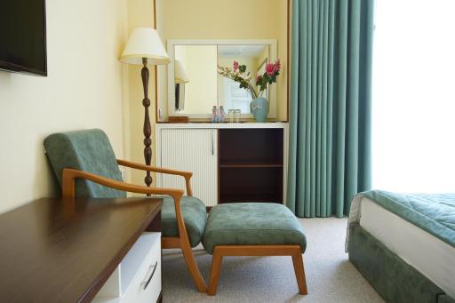 ILK INN HOTEL - Housity