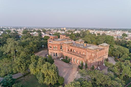 Raj Niwas Palace - Housity