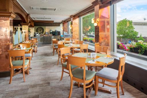 Danubius Hotel Regents Park - Housity