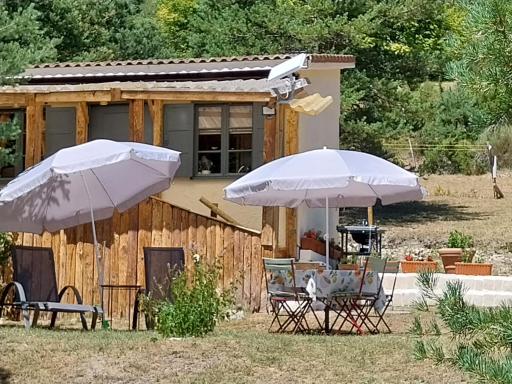 Petit studio dans la prairie - Housity