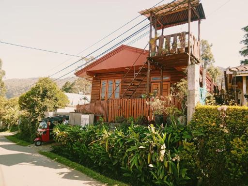 20/20 wood cabana - Housity