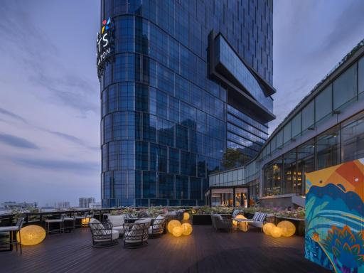 Four Points by Sheraton Surabaya, Pakuwon Indah - Housity