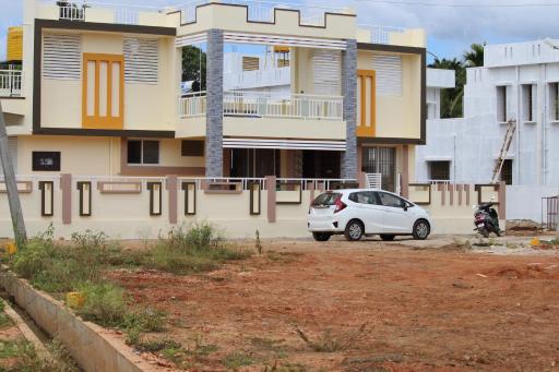 Pradeep Kumar House - Housity