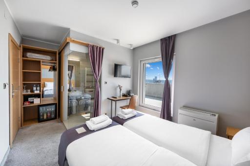 Prince Rooftop - Housity