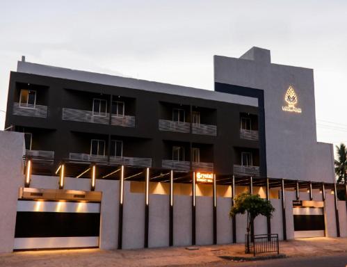 Hotel Midland, Nanded - Housity