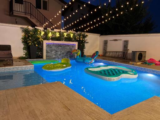 Luxury party villa - Housity